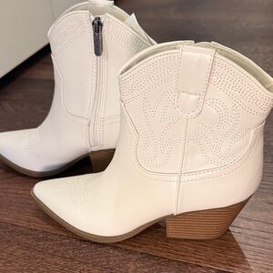 Indigo Cream Western Ankle Boots